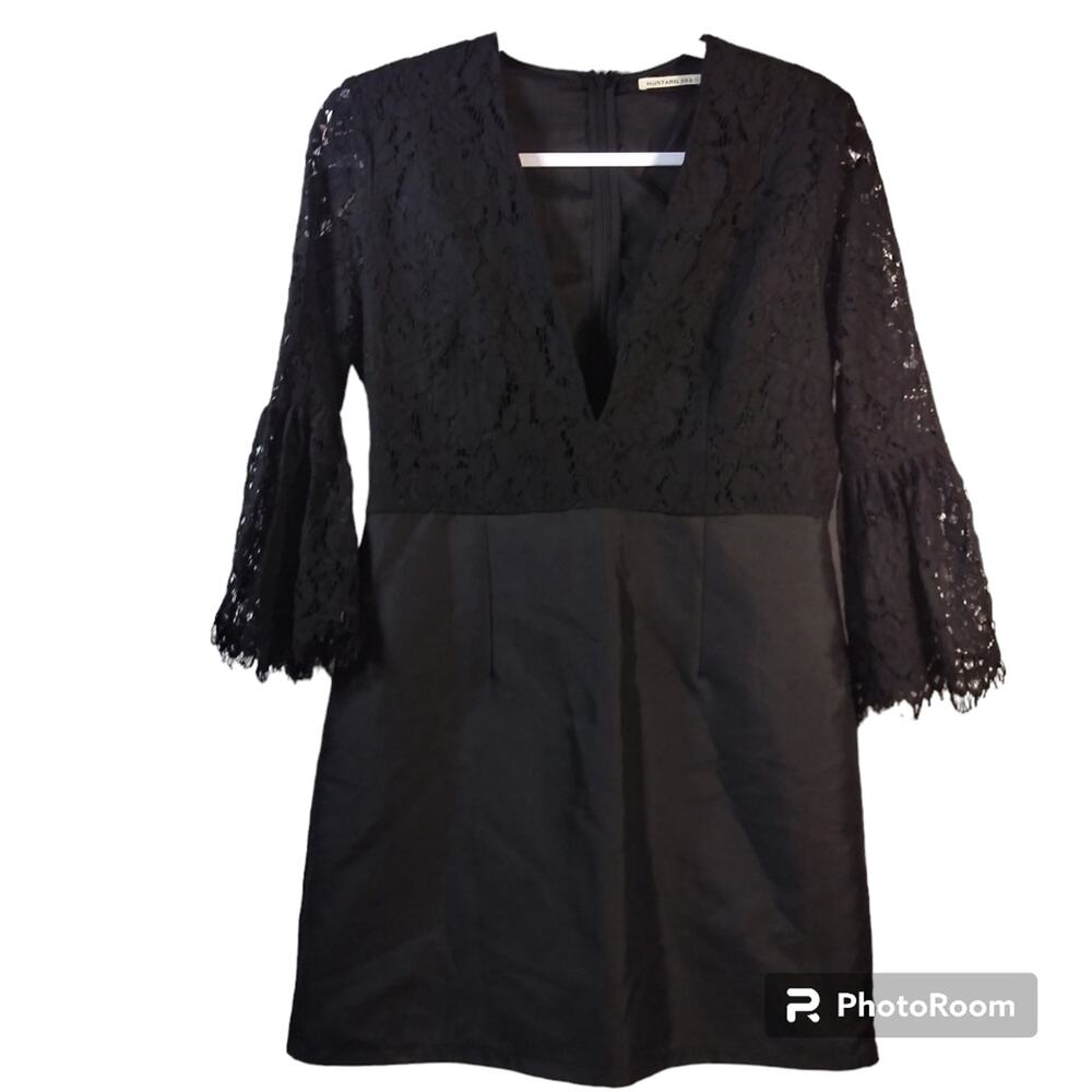 Mustard Seed Black Lace Plunging V Neck Mini Dress Witchy  Size L